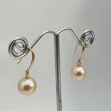 Load image into Gallery viewer, Large Golden South Sea Pearl Earring, Yellow Gold
