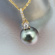 Load image into Gallery viewer, Tahitian (Black) Pearl &amp; Diamonds Pendant, 18k Yellow Gold
