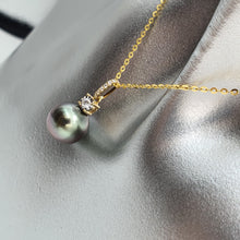 Load image into Gallery viewer, Tahitian (Black) Pearl &amp; Diamonds Pendant, 18k Yellow Gold
