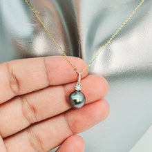 Load image into Gallery viewer, Tahitian (Black) Pearl &amp; Diamonds Pendant, 18k Yellow Gold
