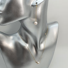 Load image into Gallery viewer, Japanese Akoya Pearl Jewellery Set, 18k Yellow Gold
