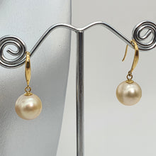 Load image into Gallery viewer, South Sea Cultured Pearl Hook earrings, 18k Yellow Gold
