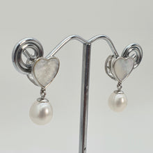 Load image into Gallery viewer, Heart_shape Mother of Pearl &amp; Freshwater Pearl Earrings
