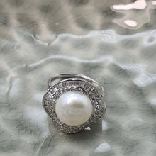 Load image into Gallery viewer, Large Freshwater Pearl ring, sterling silver
