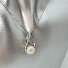 Load image into Gallery viewer, Bridal Freshwater Jewellery Teardrop Set, Sterling silver

