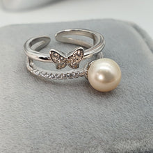 Load image into Gallery viewer, Round Freshwater Pearl Butterfly ring, sterling silver

