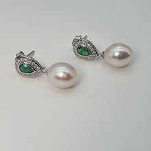 Load image into Gallery viewer, Freshwater Cultured Pearl Green Oval Set, Sterling silver
