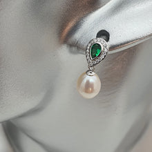 Load image into Gallery viewer, Freshwater Cultured Pearl Green Oval Set, Sterling silver
